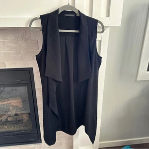 Black tape long waterfall vest| size M